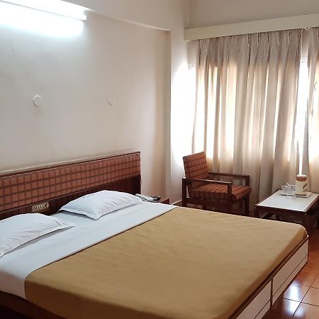 Hotel Siddhartha ไฮเดอราบัด ภายนอก รูปภาพ